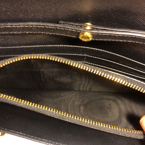 Prada clutch wallet with chain - Picture 5 of 11